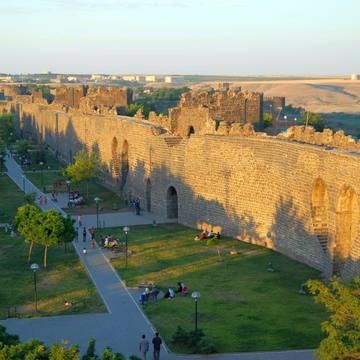 UNESCO: Sur’daki kentsel dönüşüm durdurulmalı